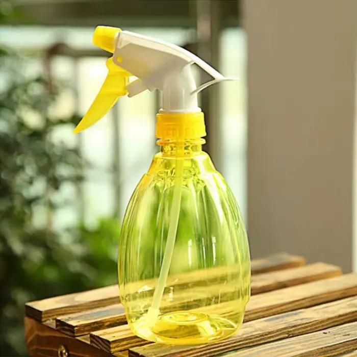 Bouteille de pulvérisation d'eau pour plantes de jardin