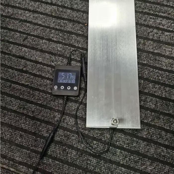 Minuterie et variateur de lumière d'aquarium