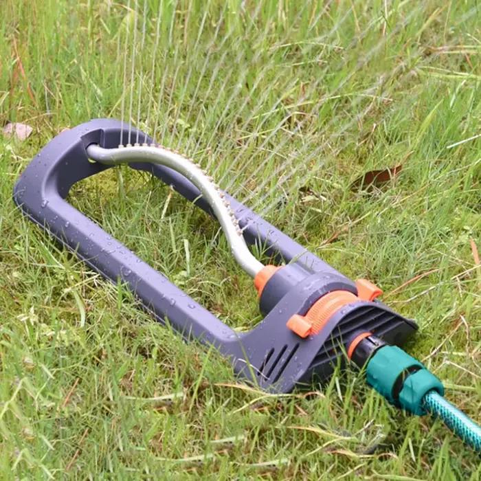 Arroseur automatique de balançoire de pelouse