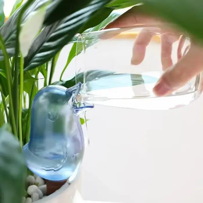 1 pièce Outil d'arrosage automatique en PVC en forme d'oiseau