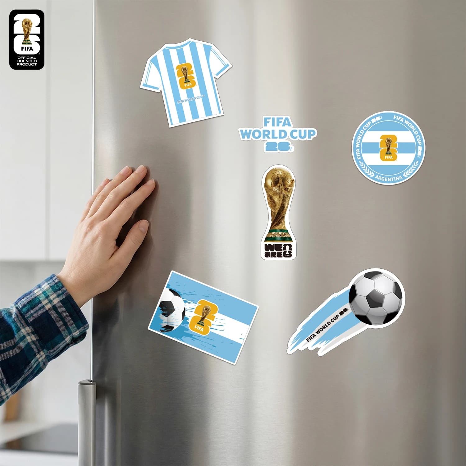Aimant de réfrigérateur officiel Coupe du Monde FIFA 2026 avec trophée, design de la ville hôte et m