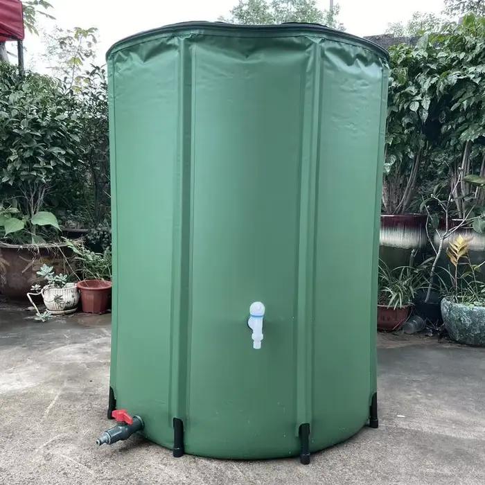 Récipient de collecte d'eau de pluie pliable en plastique PVC pour jardin résistant et durable à offrir pour occasions spéciales