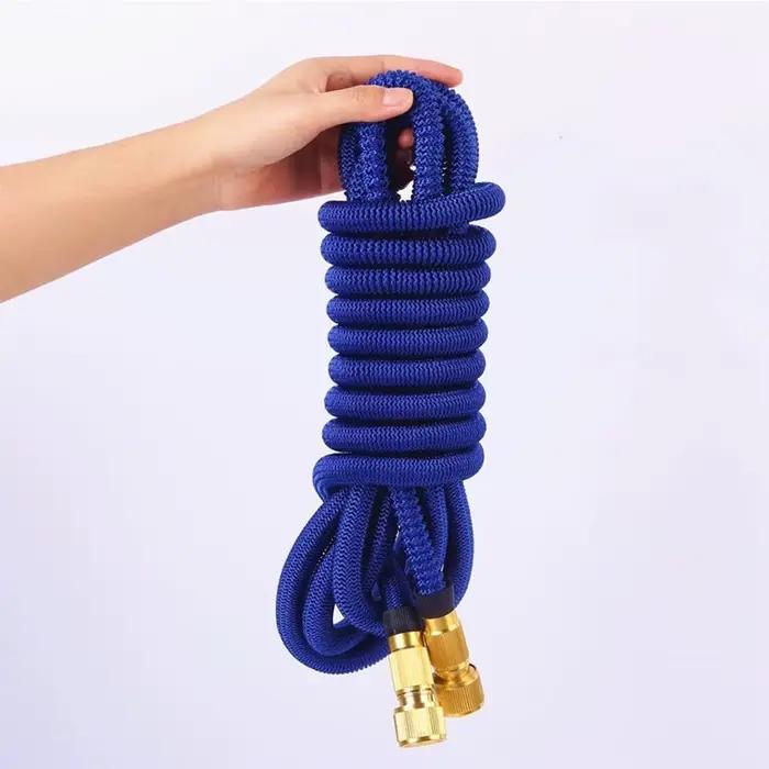Tuyau d'arrosage extensible