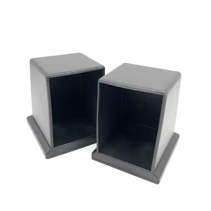 Bouchon de base pour tuyau carré et trapézoïdal en PVC