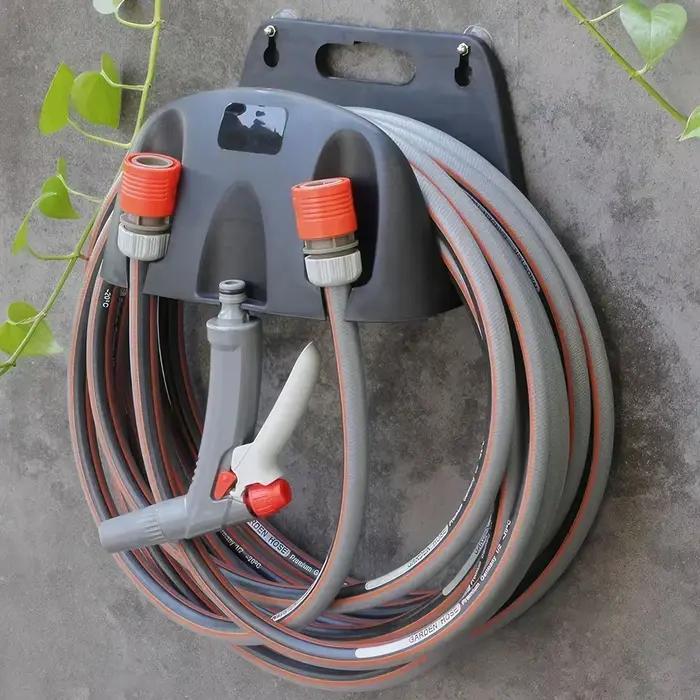 Support de tuyau d'eau de jardin en plastique PP noir facile à installer pour rangement et organisation du jardin